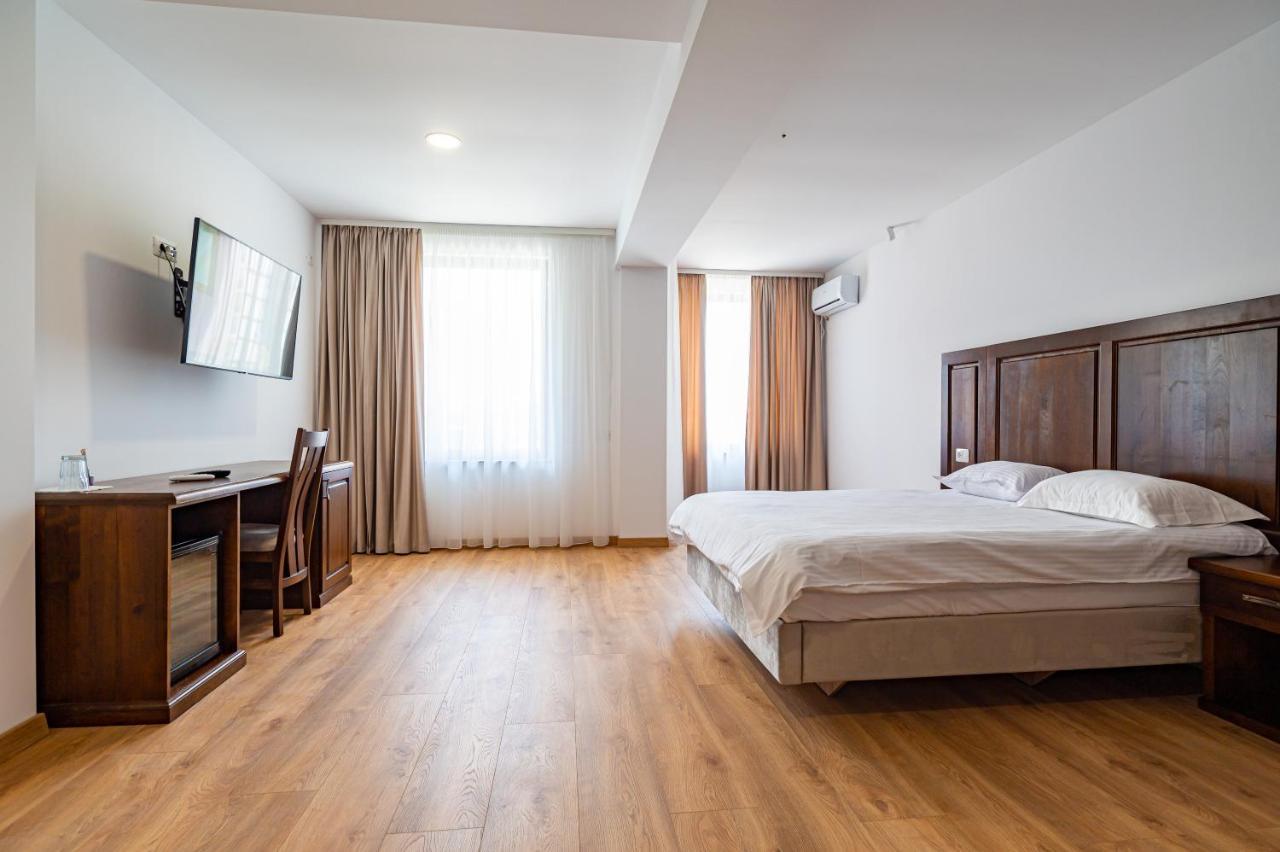 فندق Voyager Năvodari المظهر الخارجي الصورة